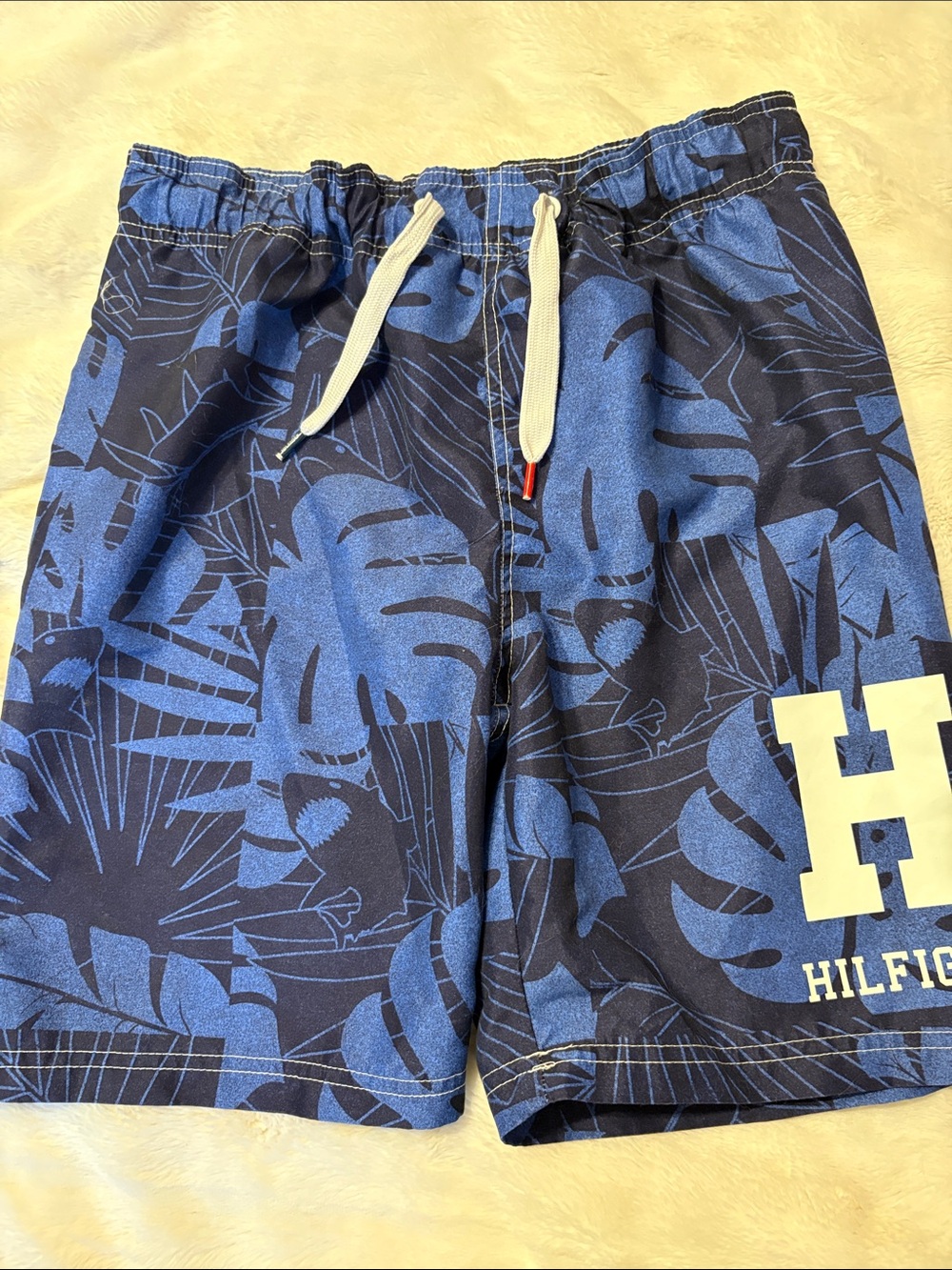 Tommy Hilfiger Navy and Blue Tropical-Print Men’s Athletic Shorts
